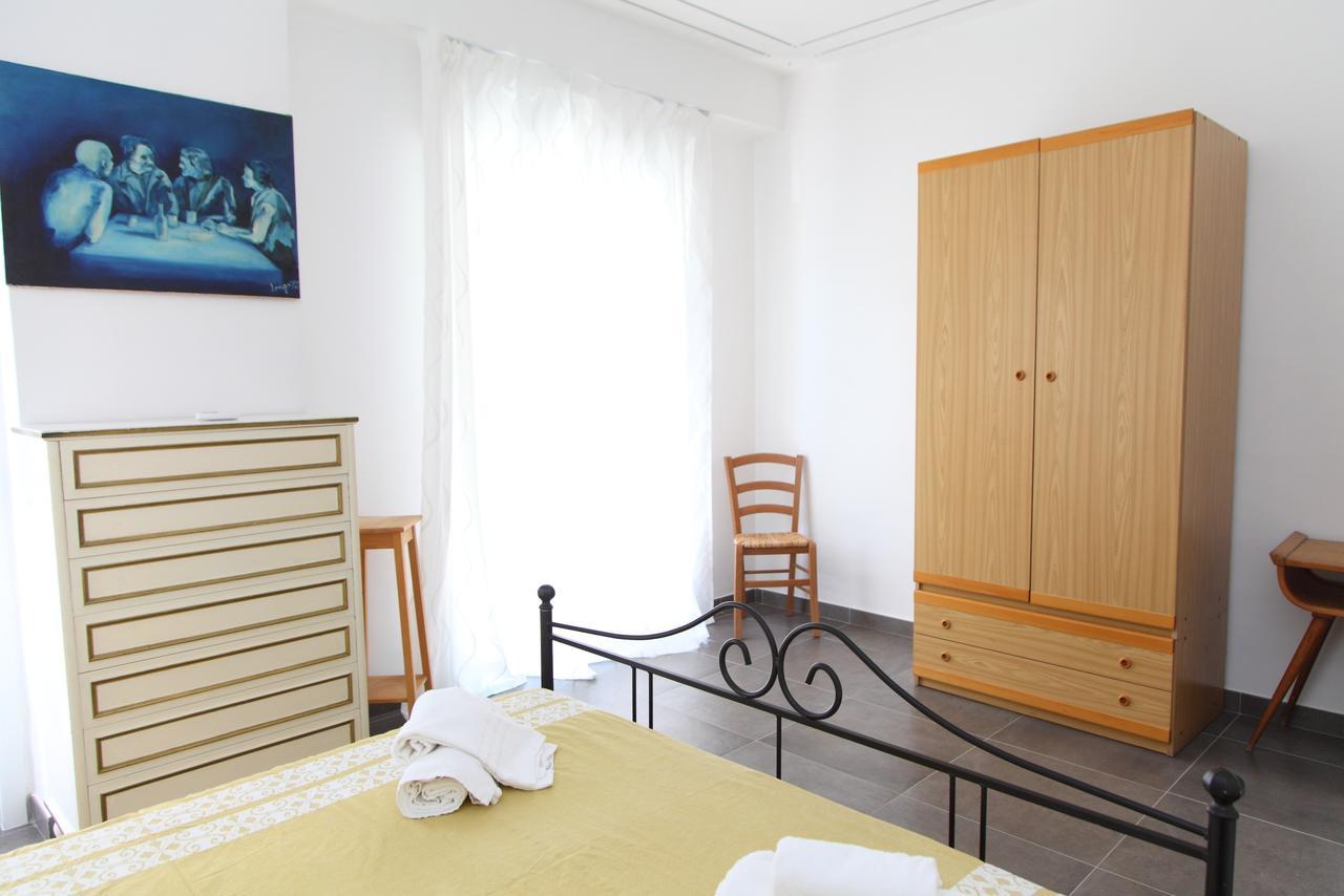 Family House - By Vacation Service Cefalù Zewnętrze zdjęcie